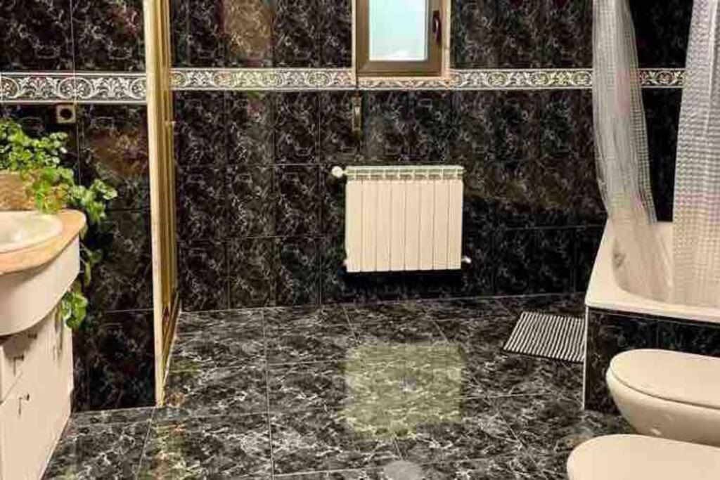 La Casona De La Carbayeda Villa Oviedo Dış mekan fotoğraf